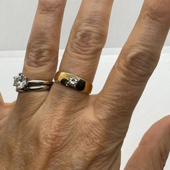 .25 ct tw Diamond Ring Round 14K Yellow Gold Band size 7 - Picture 3 of 8